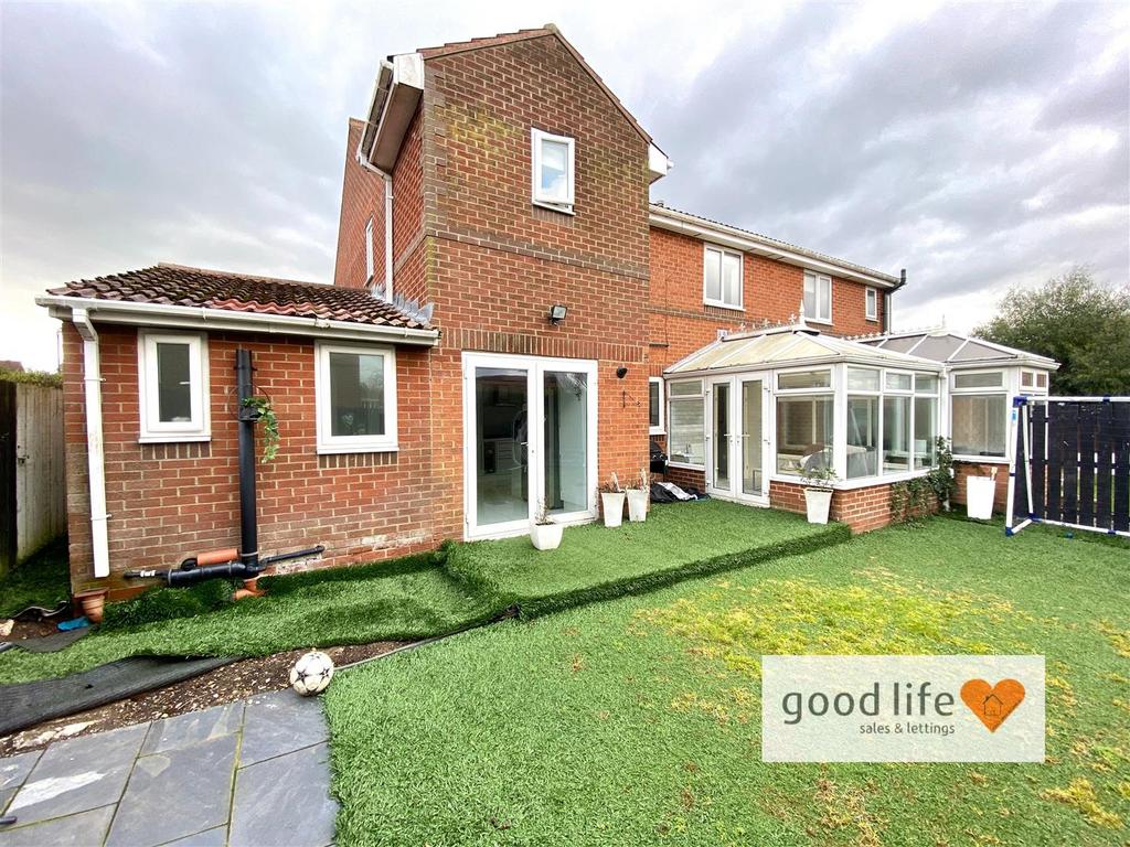 20260224 135419170 i OS28 AYLESDBURYDRIVE.jpg