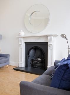 undefined, 5/2 Wemyss Place, New Town, Edinburgh, EH3