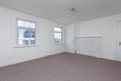 undefined, Dover Road, Gravesend DA11