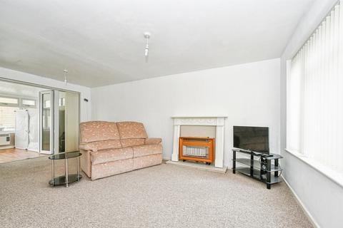 3 bedroom terraced house for sale, Knowlands, Highworth, Swindon