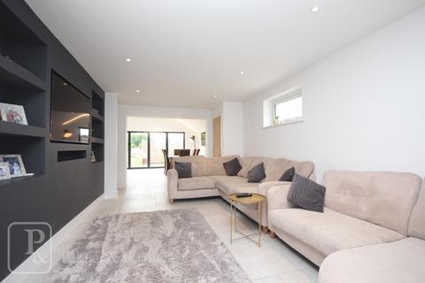 undefined, Harwich Road, Little Clacton, Clacton-on-Sea, Essex, CO16