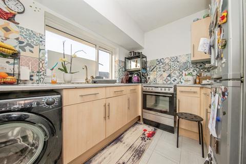 2 bedroom flat for sale, Cardiff Avenue, IPSWICH