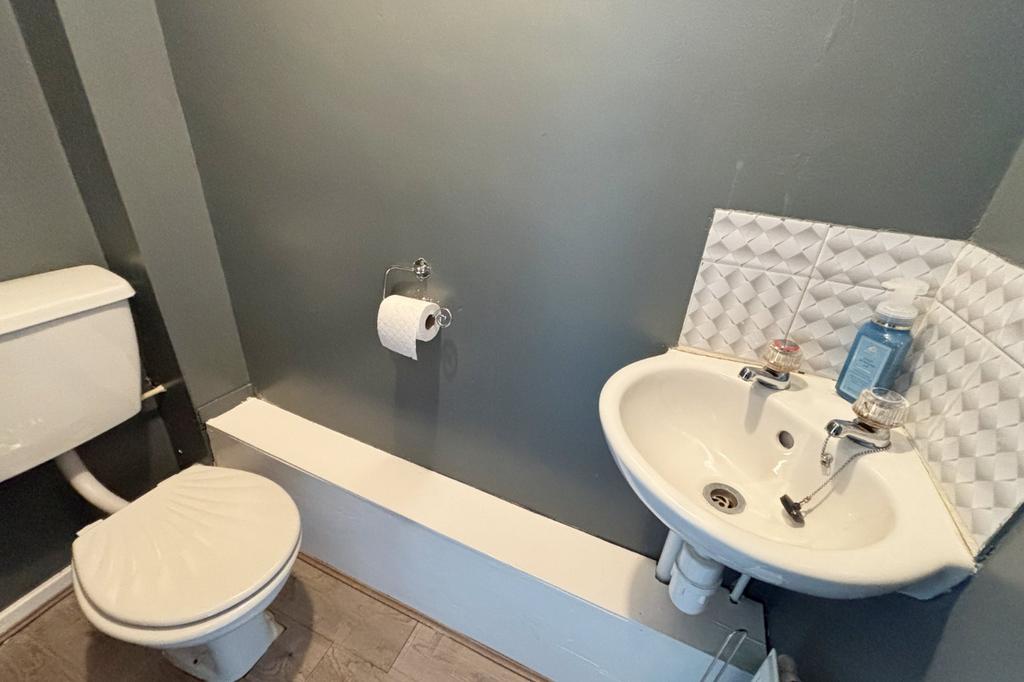 Ground Floor Wc