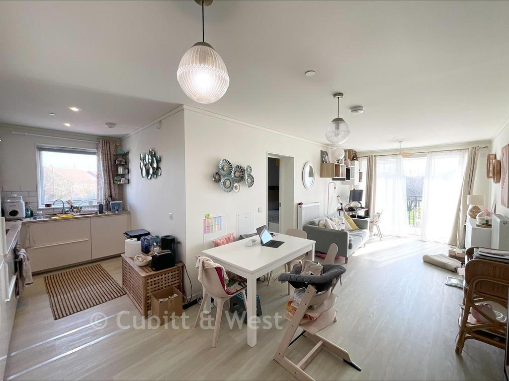 Kitchen / Living 1