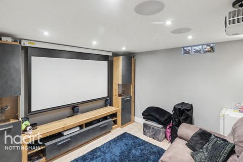 2 bedroom terraced house for sale, Chapel Street, Bramcote Village, Nottingham