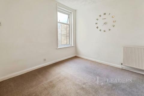 3 bedroom terraced house to rent, Moorland Road, PO1
