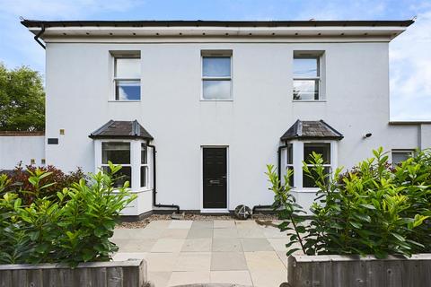 2 bedroom apartment for sale - Buckland Road, Buckland, HP22
