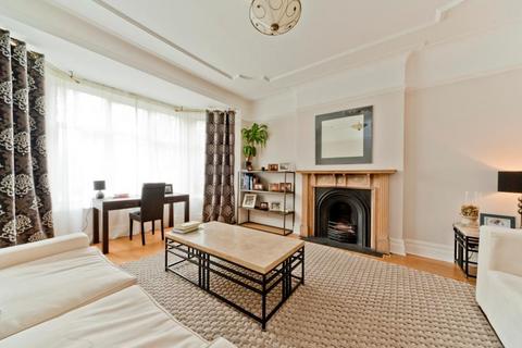 undefined, Fitzwilliam Avenue, Kew, Surrey