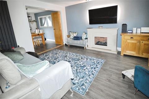 3 bedroom detached house for sale, Almond Grove, Swadlincote DE11