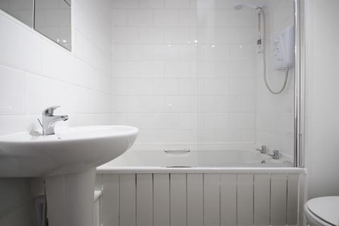 2 bedroom flat to rent, Chapelcross Avenue, Airdrie