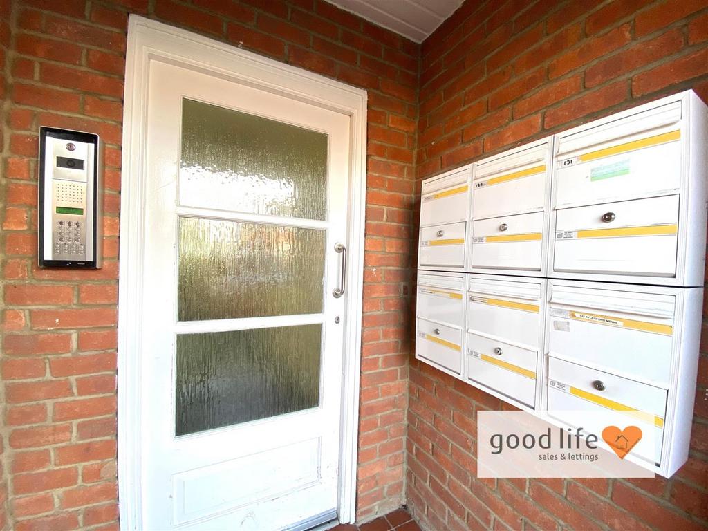 20260225 113852273 i OS129 AYLESFORDMEWS.jpg