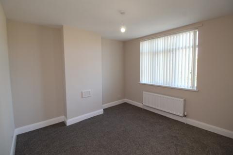 3 bedroom semi-detached house to rent, Charlbury Road, Nottingham NG8