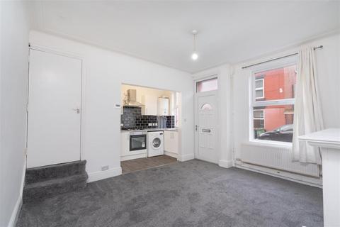 2 bedroom terraced house for sale, Moorfield Grove, Leeds LS12