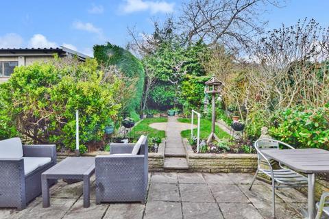 3 bedroom end of terrace house for sale, Belmont, Slough