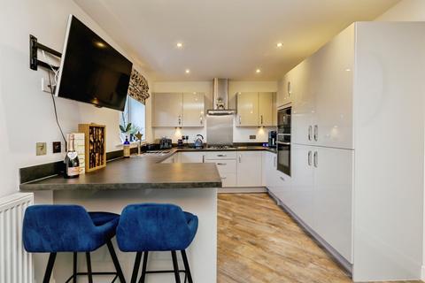 4 bedroom detached house for sale, Harlequin Drive, Worksop