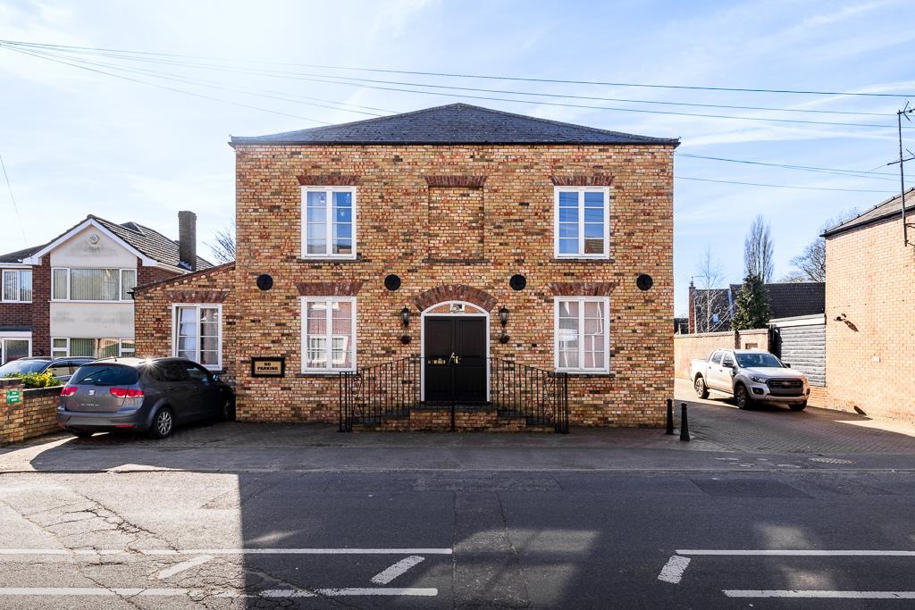 62 A High Street (Gosberton)-2.jpg