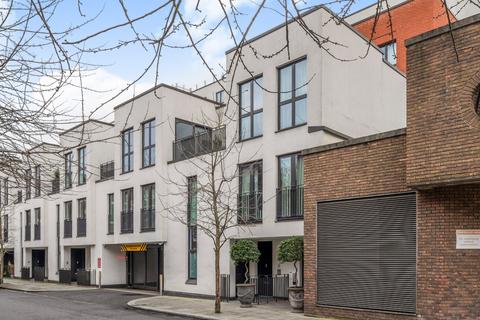 1 bedroom flat for sale, Lyons Place, St John's Wood, London