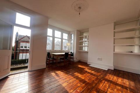 2 bedroom flat to rent, Clifford Gardens, Kensal Rise