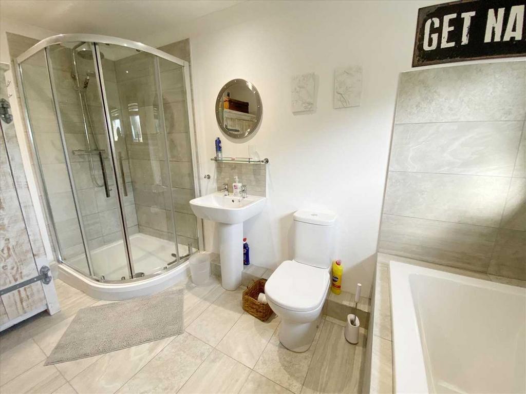 En-Suite: