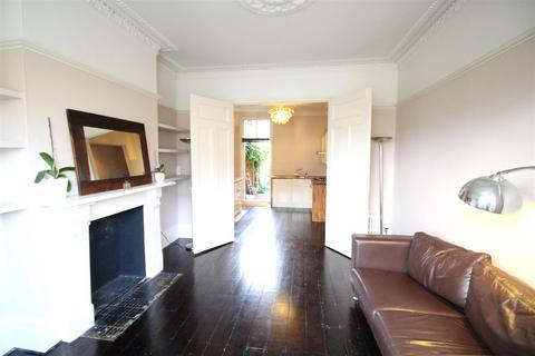 1 bedroom flat to rent, Holmewood Gardens, Brixton Hill SW2