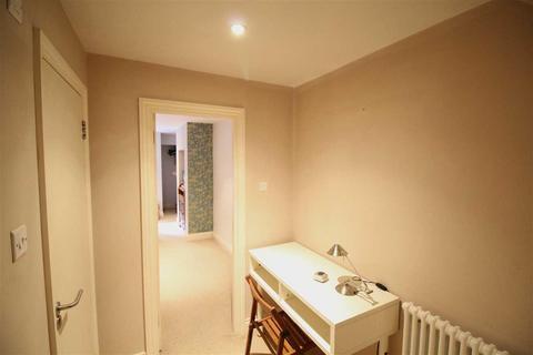 1 bedroom flat to rent, Holmewood Gardens, Brixton Hill SW2