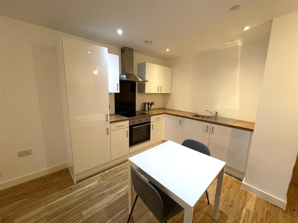 Kitchen/Lounge