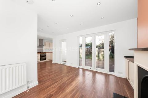 3 bedroom semi-detached house for sale, Barnsbury Close, New Malden
