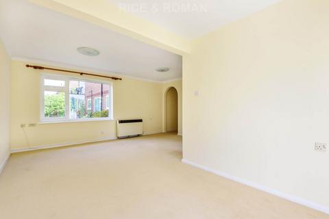 undefined, Copsem Lane, Esher KT10