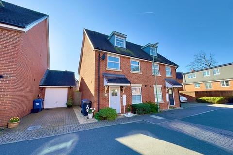 undefined, Poulter Place, Fleet GU52