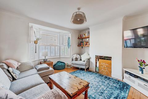 2 bedroom semi-detached house for sale, Hazelwick Road, Crawley, RH10