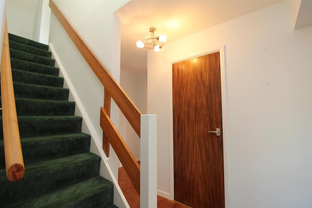 Hallway.JPG