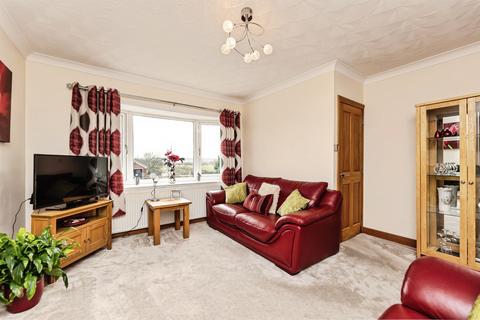 3 bedroom detached house for sale, Sunningdale Drive, Cudworth, BARNSLEY