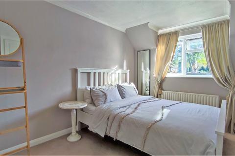 undefined, Riverdale, Wrecclesham, Farnham, Surrey, GU10