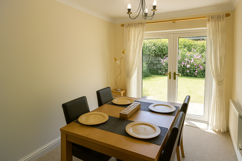 3 bedroom house to rent, Manor House Drive, Ashford, TN23