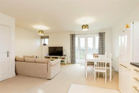2 bedroom apartment to rent, Wren Gardens, Bristol, BS20