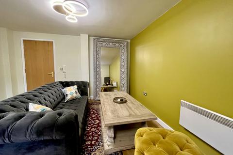 2 bedroom apartment to rent, Baltic Quay, Gateshead, NE8