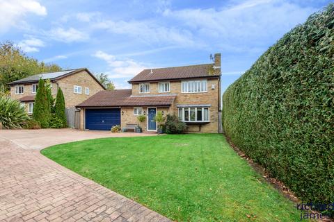 4 bedroom detached house for sale, The Willows, Highworth, Swindon, SN6