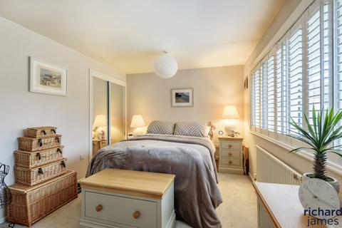 4 bedroom detached house for sale, The Willows, Highworth, Swindon, SN6