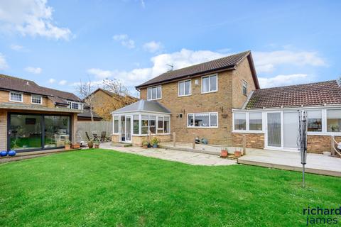 4 bedroom detached house for sale, The Willows, Highworth, Swindon, SN6