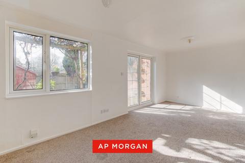 undefined, Kilpeck Close, Winyates East, Redditch, Worcestershire, B98