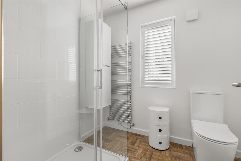 Shower Room.jpg