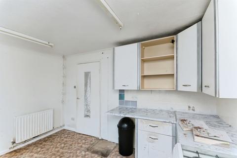 2 bedroom end of terrace house for sale, Blakes Way, Eastbourne