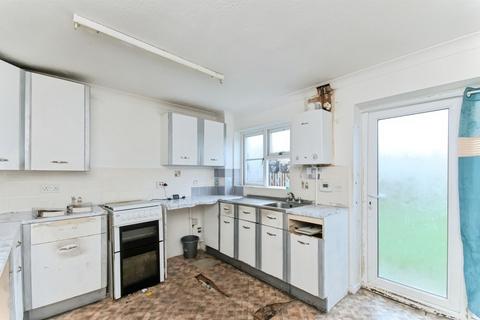 2 bedroom end of terrace house for sale, Blakes Way, Eastbourne
