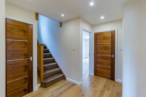 4 bedroom detached house for sale, Wyatts Road, Chorleywood, WD3
