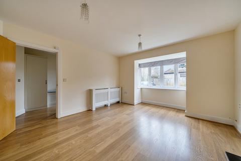 undefined, Church Road, Byfleet, Surrey