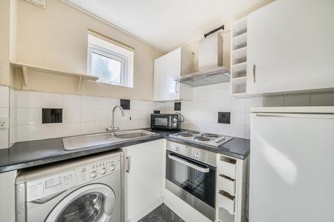 1 bedroom apartment for sale, Springside Court, Josephs Road, Guildford