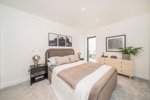 2 bedroom flat for sale, Lillium Mews, Wimbledon SW19