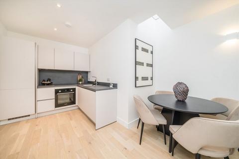 2 bedroom flat for sale, Lillium Mews, Wimbledon SW19