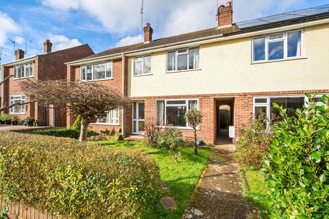 Robin Hood Crescent, Knaphill, Woking