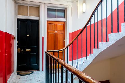 1 bedroom flat for sale, Rossie Place, Abbeyhill, Edinburgh, EH7